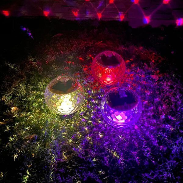 Outdoor Floating Ball Lamp Solar Swimming Pool Party_0002_Layer 9.jpg