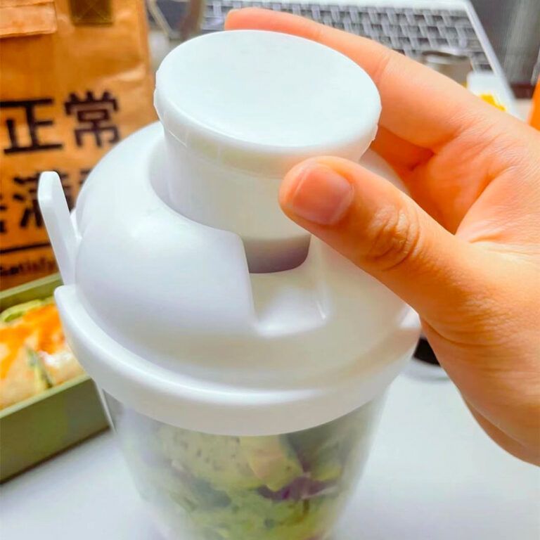 Bottle-Shaped Lunch Salad Container - ExplorerChoice